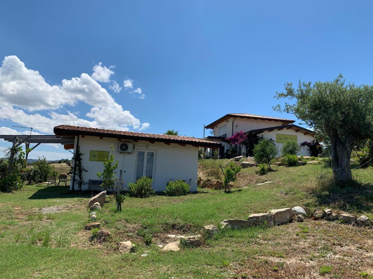B&B Villa Sveva Rocca Imperiale Exterior foto